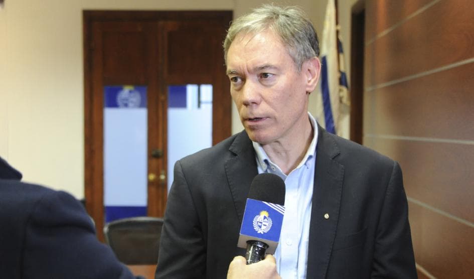 Vallcorba dijo que el MEF está en “etapa de revisión de proyecciones” y destacó “novedades” en materia de inversiones