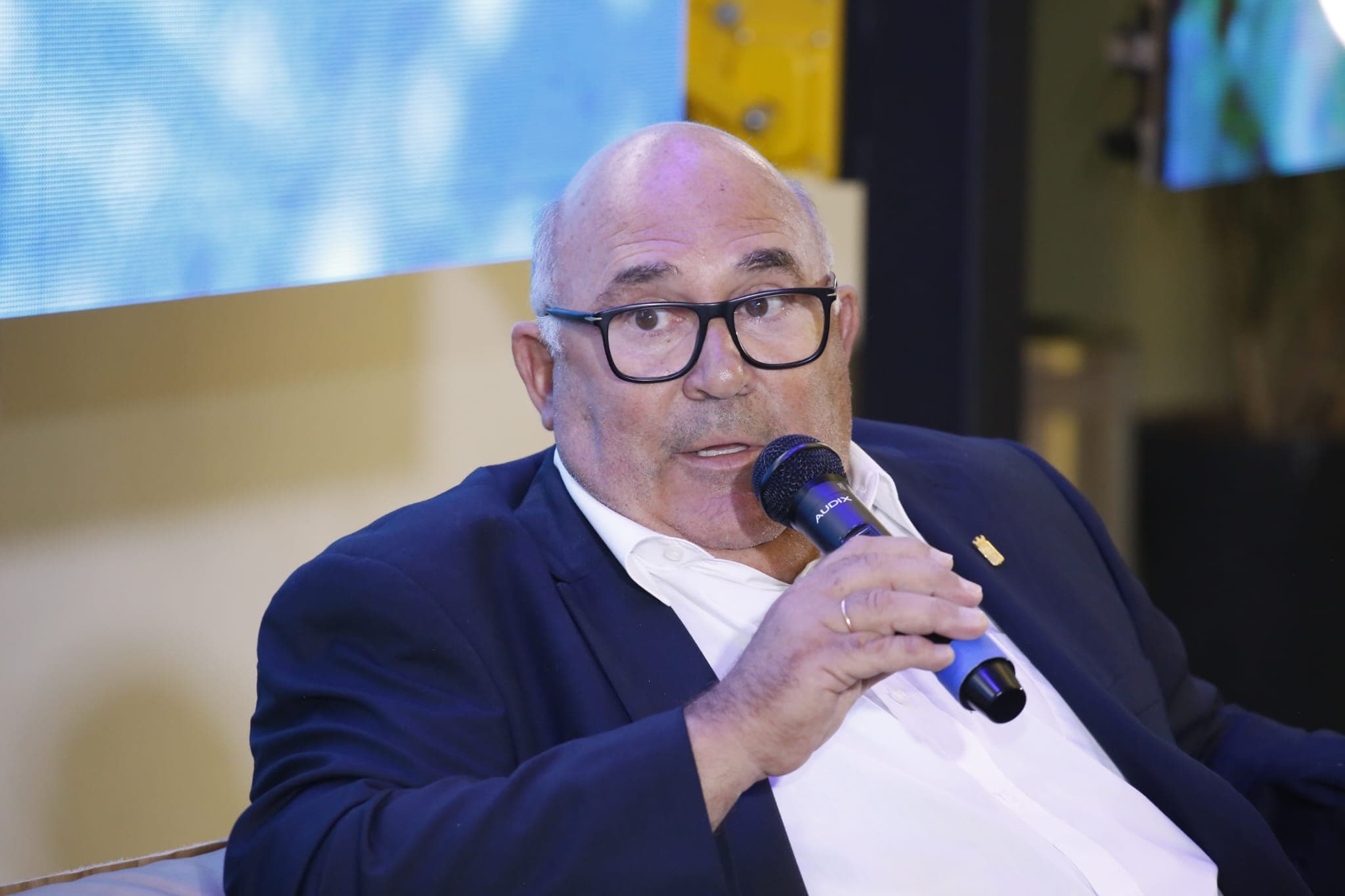 Intendente Abella se reúne con Mides para conocer planes de cara al próximo invierno