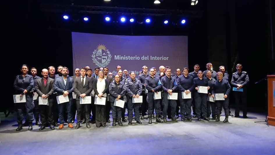 Jefatura de Policía de Maldonado entregó distinciones a efectivos de la Zona Operacional III