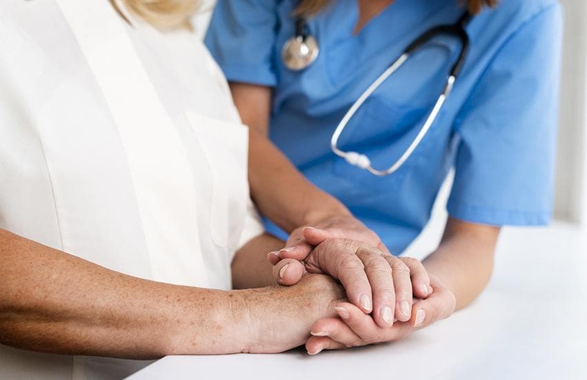 Proponen proyecto de ley para fortalecer recursos humanos en salud del interior