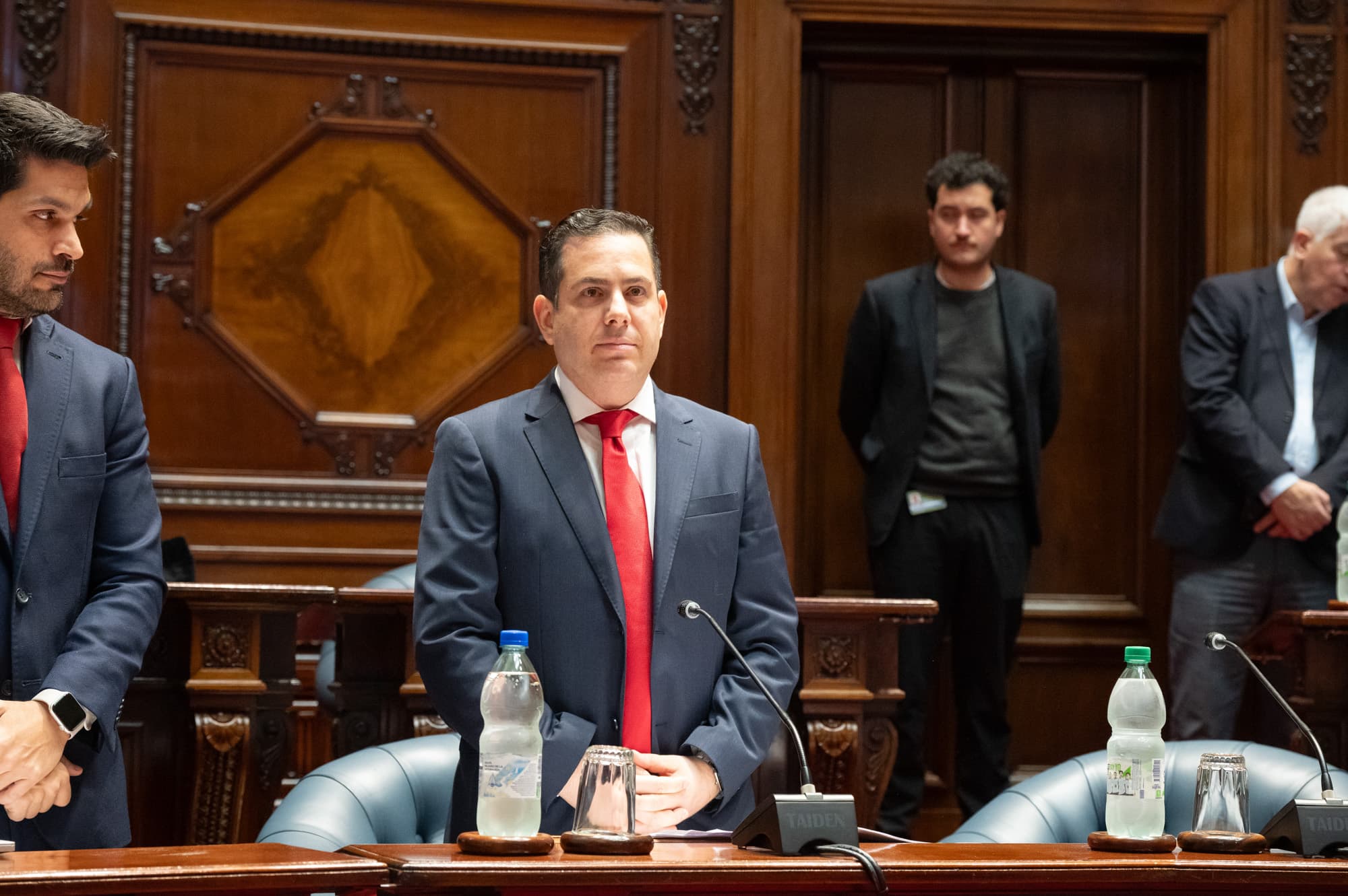 Nicolás de Módena asumió en el Senado y alertó por seguridad en Maldonado