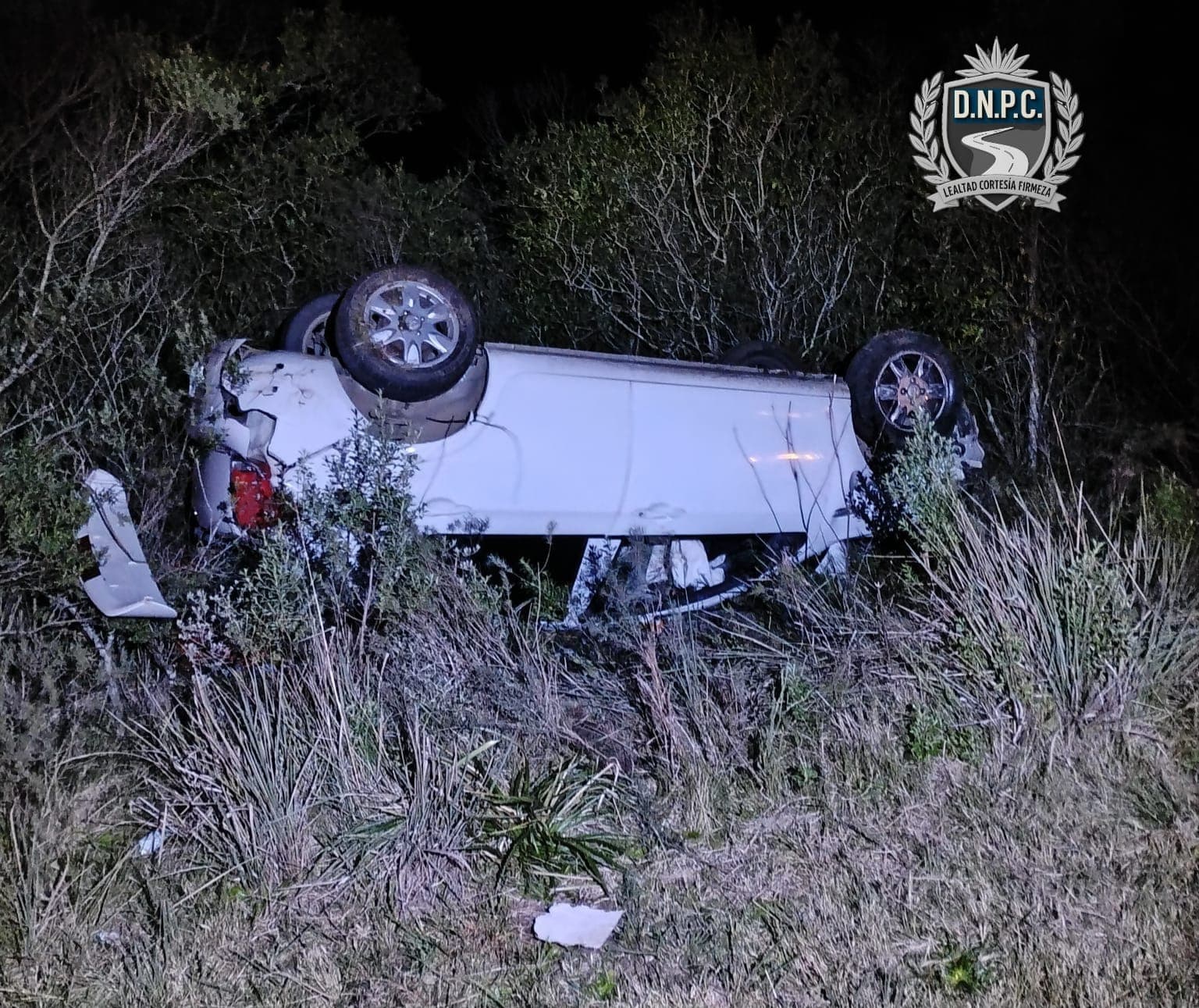 Un muerto y seis lesionados en colisión múltiple entre tres vehículos