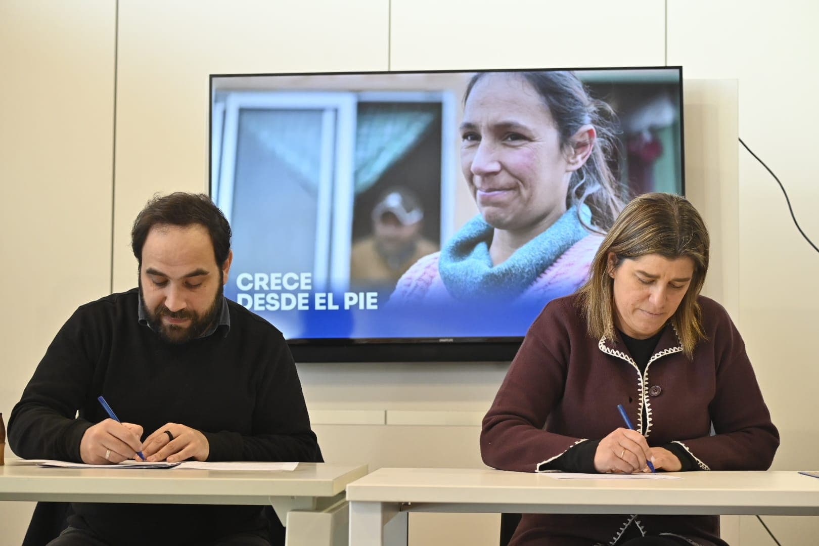 Vivienda y Desarrollo Social escalan a nivel nacional el programa "Crece desde el pie"