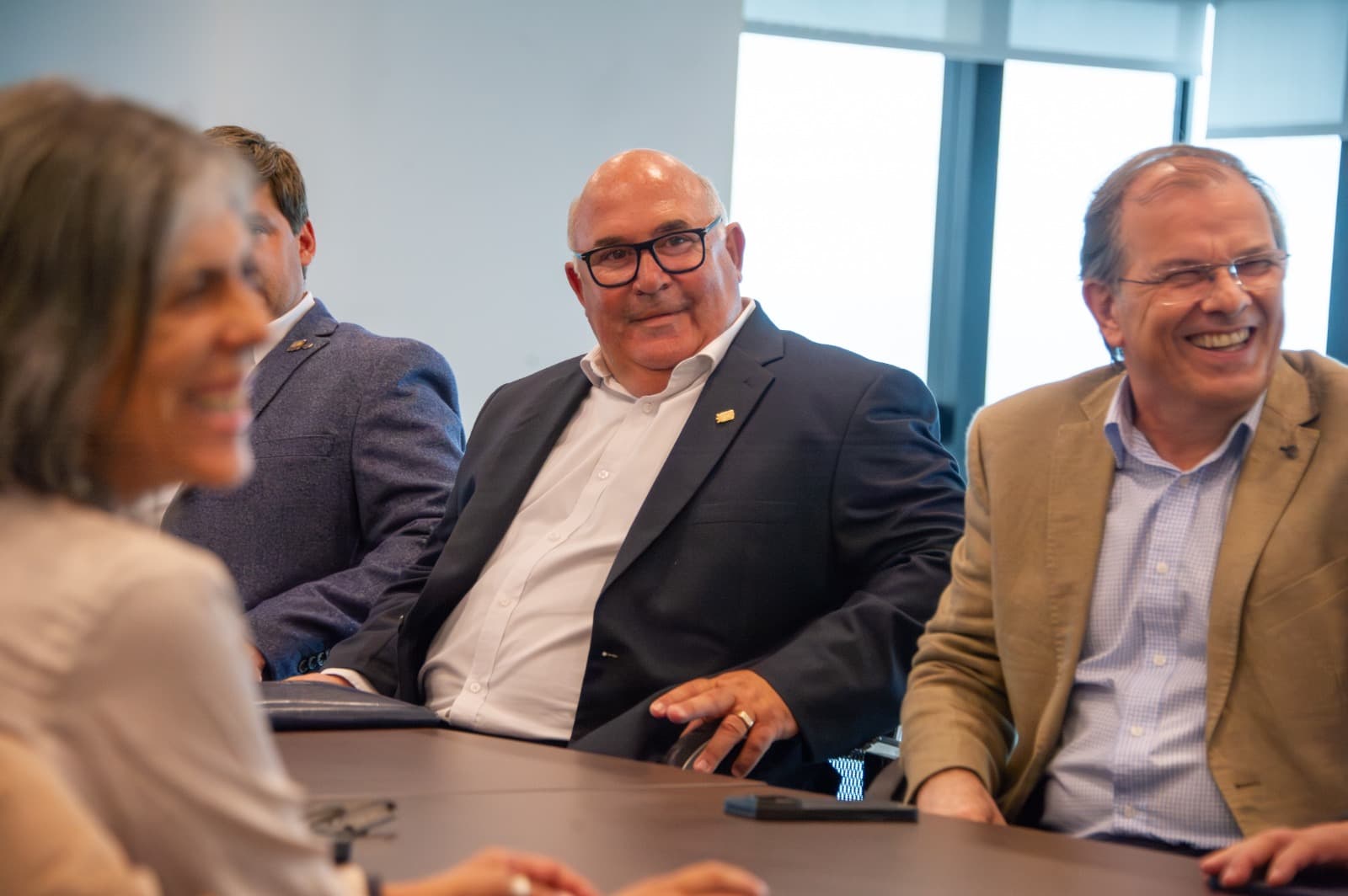 Encuentro en Presidencia con varios intendentes por Programa “Más Barrio”