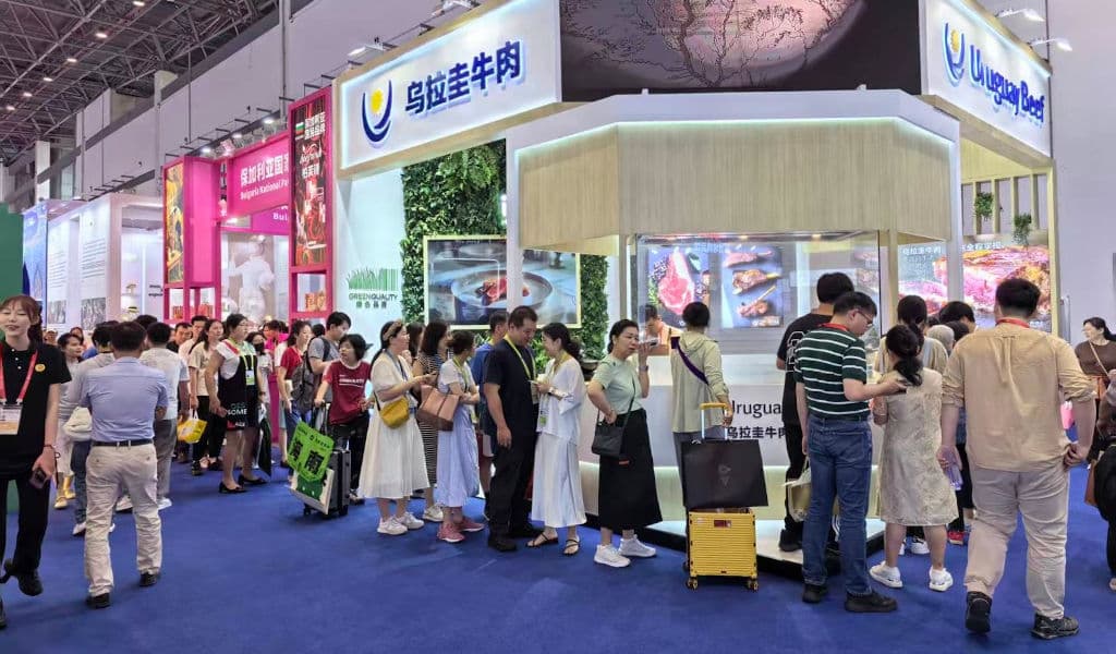 Local de INAC presente en feria de China visitada por 50.000 personas por día