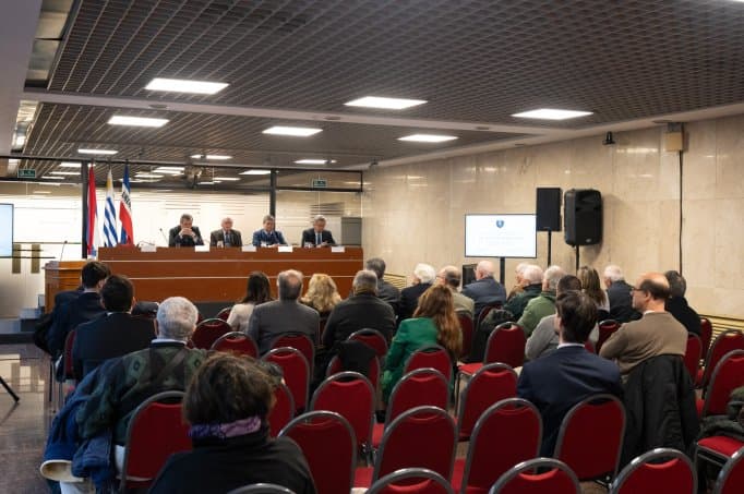 Debate en el Parlamento por políticas de Estado sobre el agua