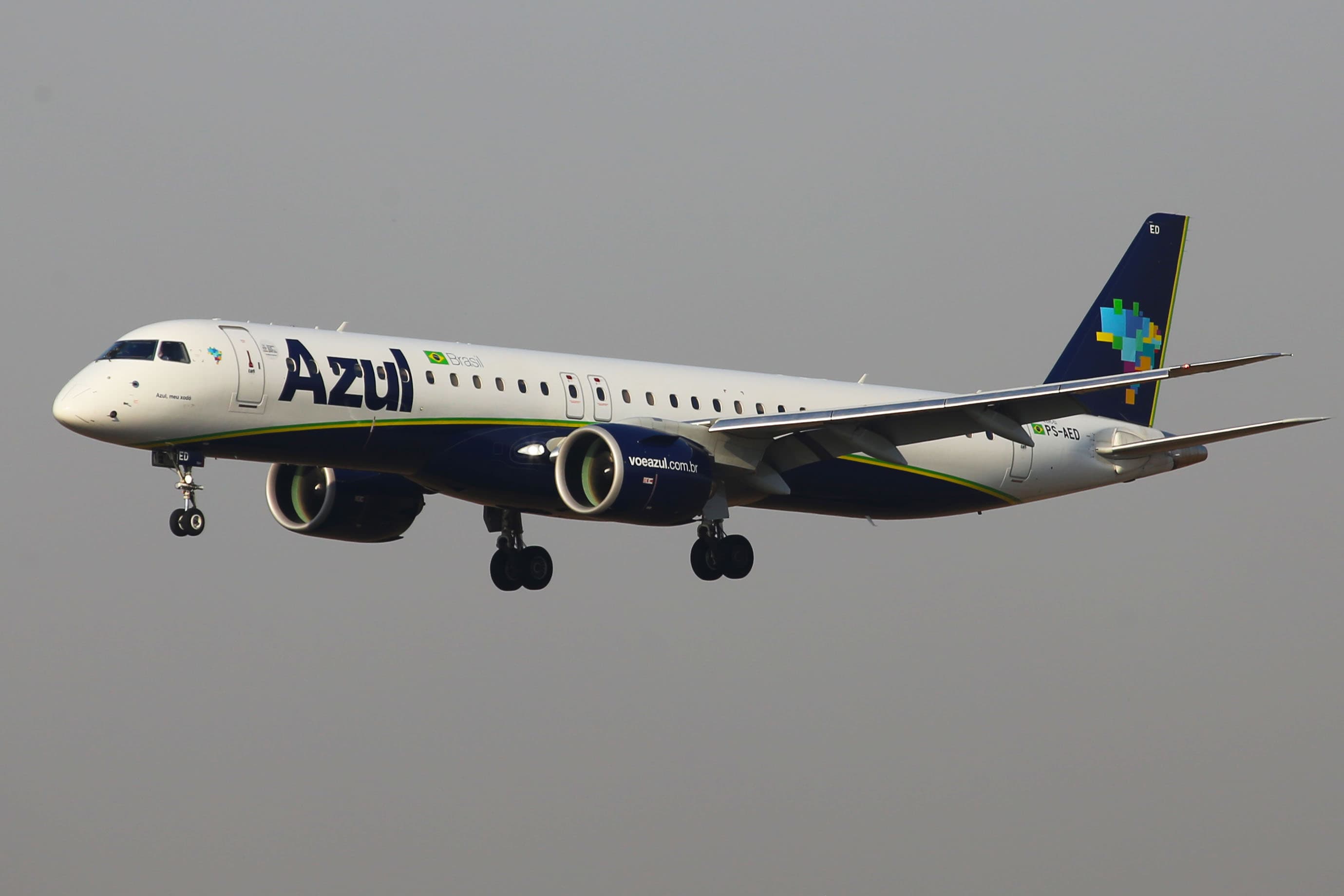 Azul sumará tres nuevas rutas aéreas entre Brasil y Punta del Este para la temporada de verano