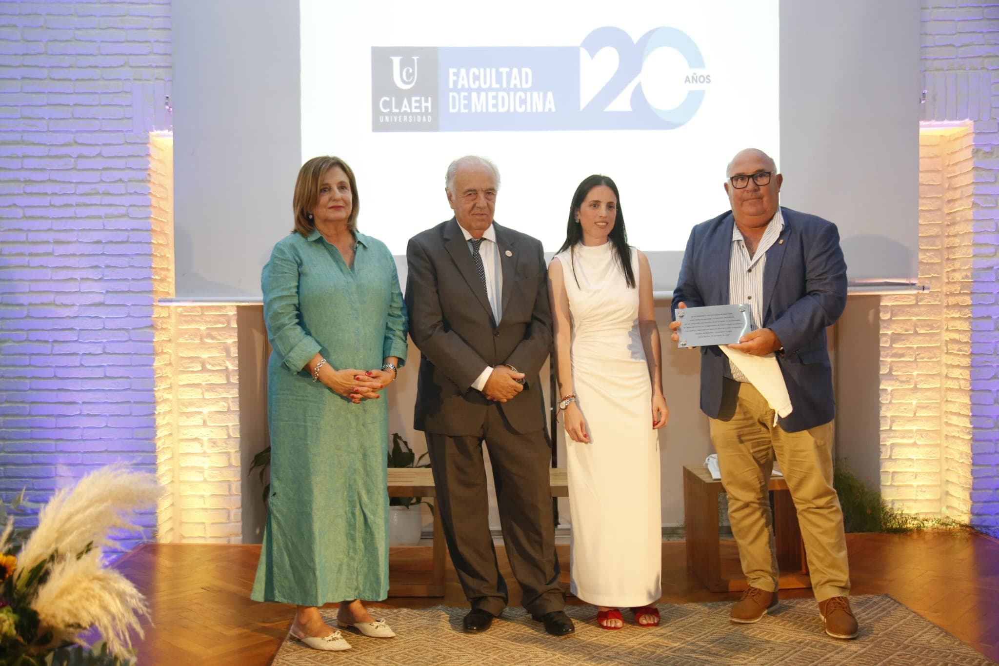Facultad de Medicina del CLAEH celebró su 20 aniversario en Maldonado