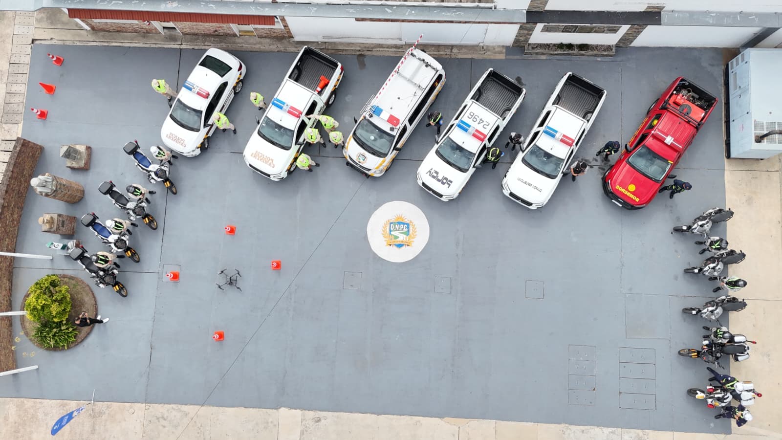 Policía despliega miles de efectivos en todo el país por Semana de Turismo